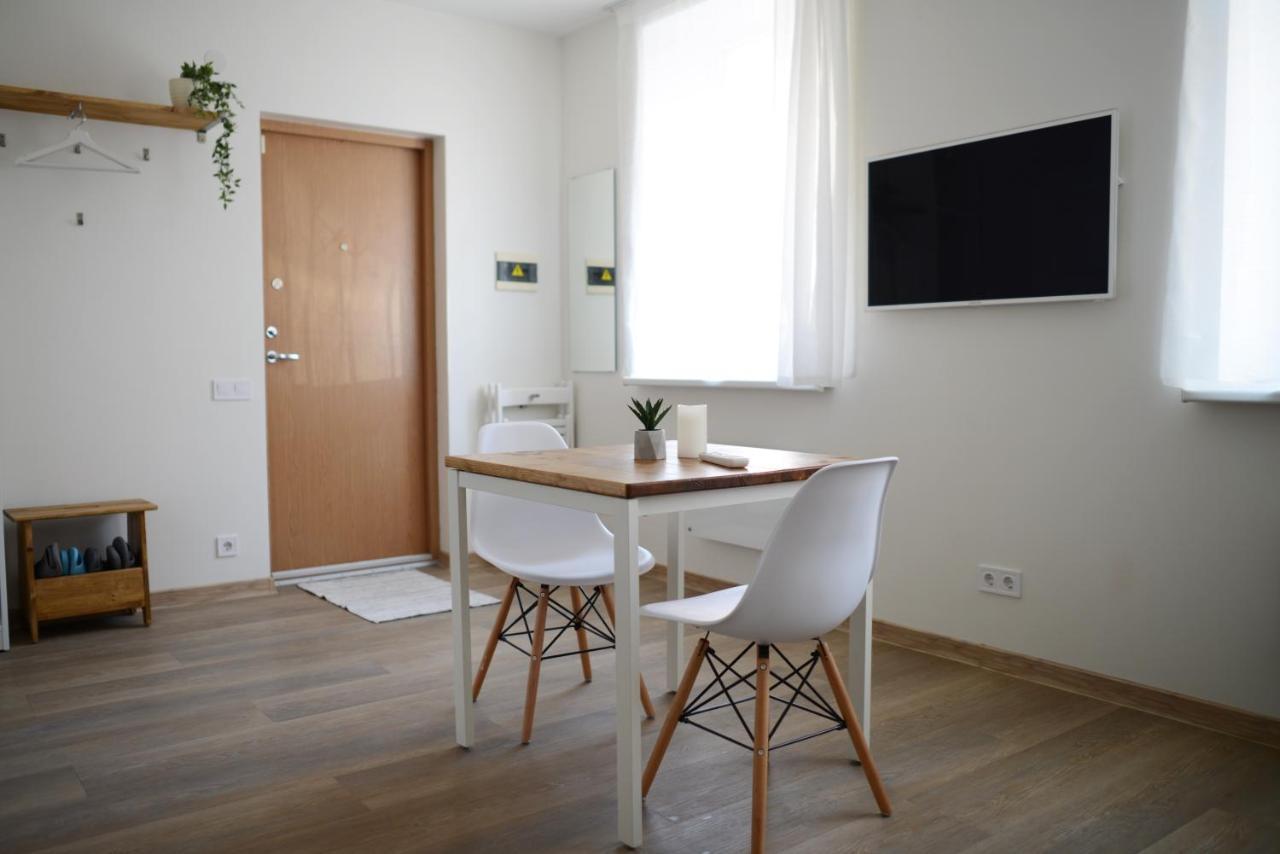 City Center Apartment Klaipeda Bagian luar foto